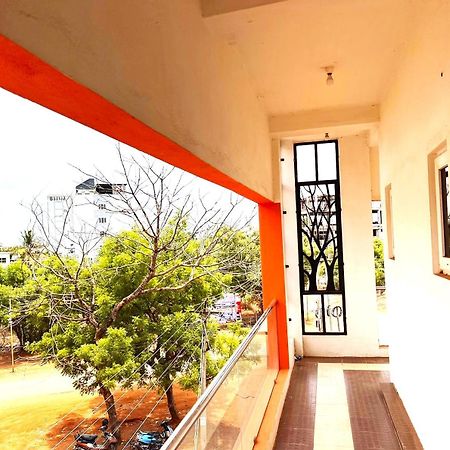 Asshappystayinn Hotel Tiruchirappalli 객실 사진